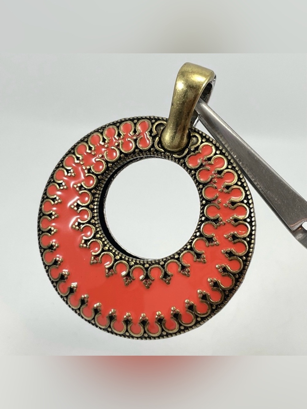 Premier Designs Reversible Coral and Gold or Blue and Silver, Pendant Magnetic